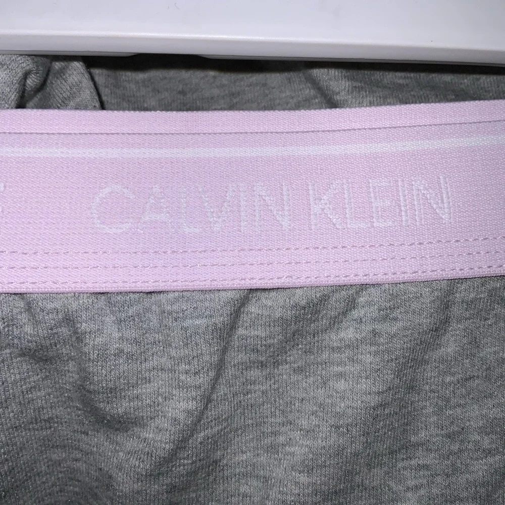 Calvin Klein PJ Set - Picture 9 of 12